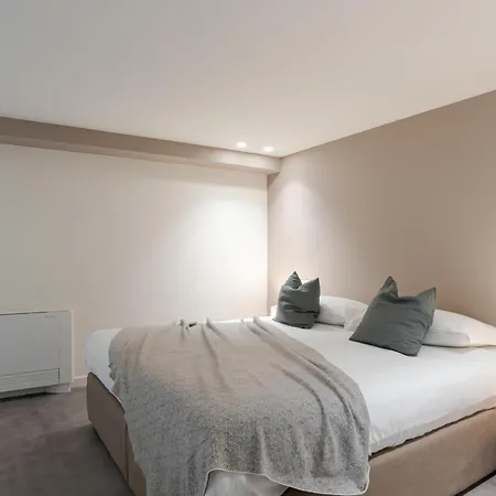 Della Corte - By Myhomeincomo Apartament