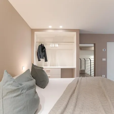 Della Corte - By Myhomeincomo Apartament *